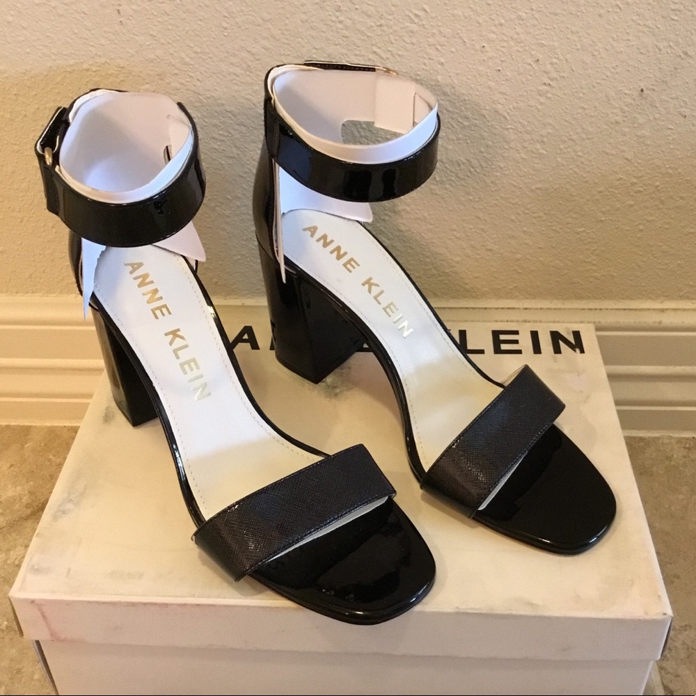 Anne Klein Heels Size 10
